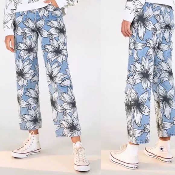 Levi X Farm Rio Ribcage Jeans - Picture 2 of 5